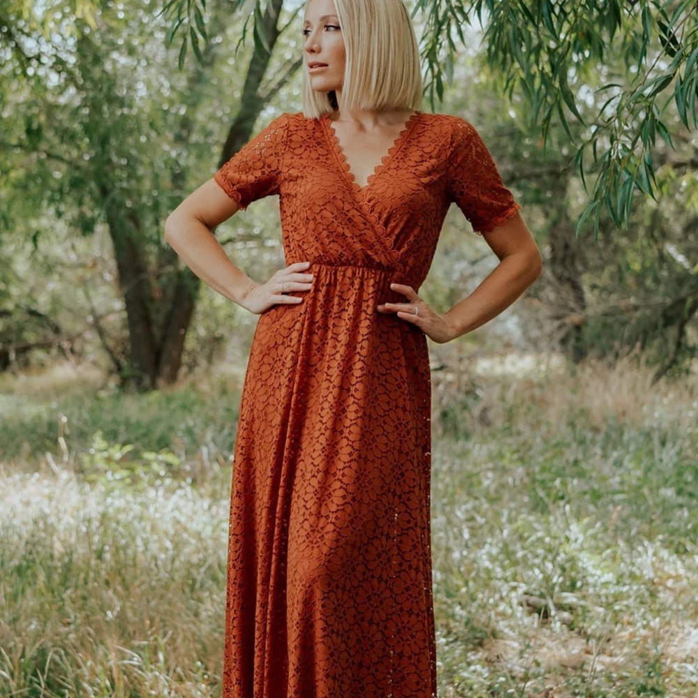 NWT Baltic Born Venice Lace Maxi Dress-Rust